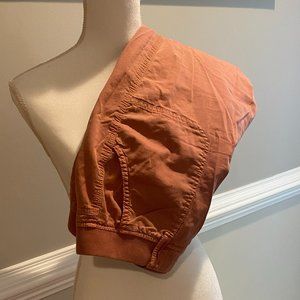 Utility Capris (Size 12)